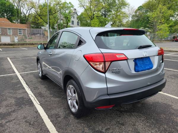 HR-V 2018 Silver LX for sale in STATEN ISLAND, NY – photo 5
