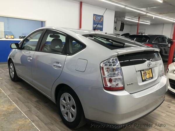 2007 TOYOTA PRIUS LOW MILES LIKE NEW WE FINANCE - cars & trucks - by... for sale in Palatine, IL – photo 3