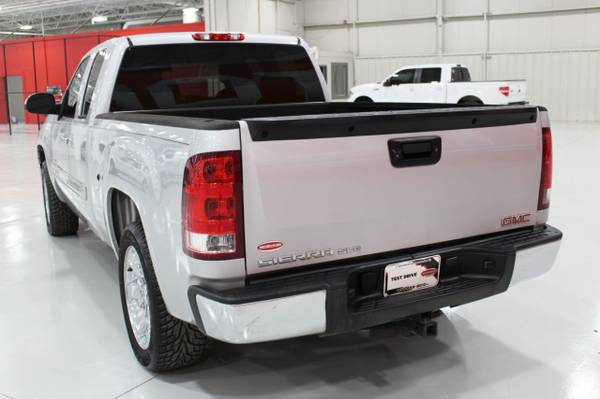 2013 *GMC* *Sierra 1500* *SLE* Quicksilver Metallic - cars & trucks... for sale in Jonesboro, GA – photo 8