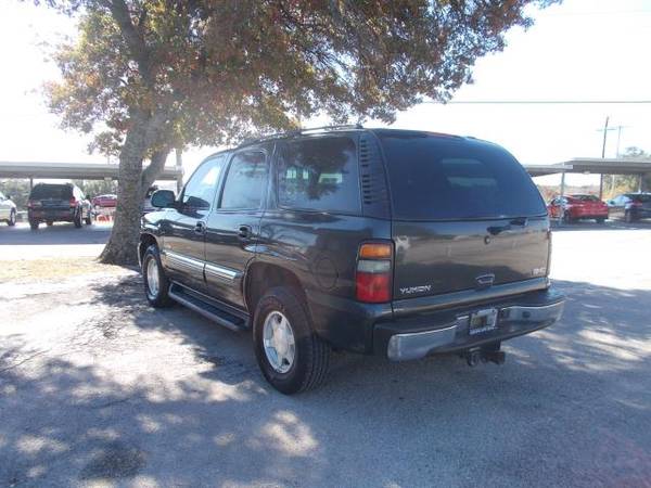 2005 GMC Yukon 2WD - cars & trucks - by dealer - vehicle automotive... for sale in Weatherford, TX – photo 4