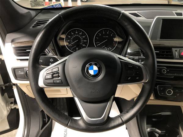 2017 BMW X1 xDrive28i - - by dealer - vehicle for sale in Buffalo, NY – photo 18