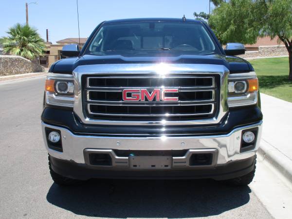 2014 GMC SIERRA Z71 V8 4X4 CREW CAB ONLY 85K MILES! BLACK ON BLACK for sale in El Paso, NM – photo 4