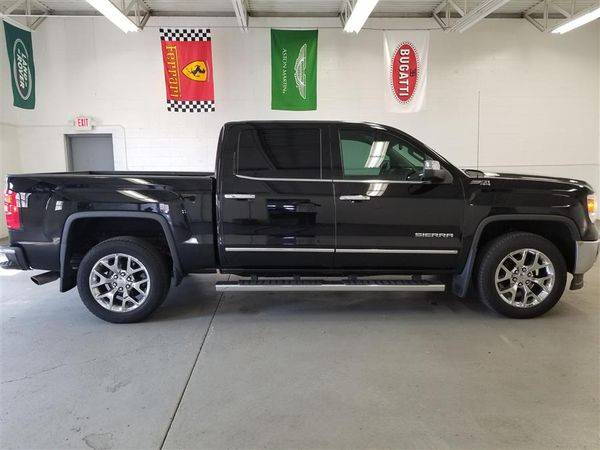 2014 GMC Sierra 1500 4WD Crew Cab 143.5 Z71 -EASY FINANCING AVAILABLE for sale in Bridgeport, CT – photo 3