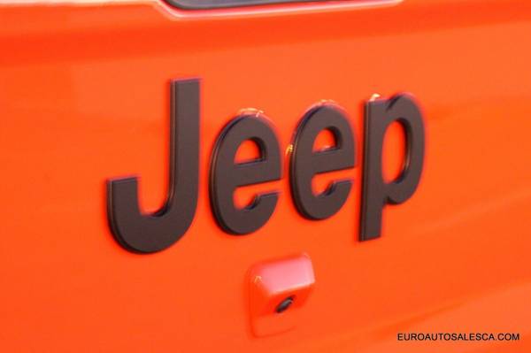 2020 Jeep Gladiator Overland 4x4 4dr Crew Cab 5.0 ft. SB pickup... for sale in Santa Clara, CA – photo 17