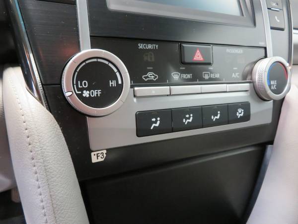 2014 Toyota Camry L 35 mpg Backup Camera Bluetooth-Warranty for sale in Wayland, MI – photo 11