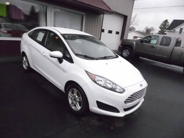 2017 Ford Fiesta SE - - by dealer - vehicle automotive for sale in Bloomer, WI – photo 2
