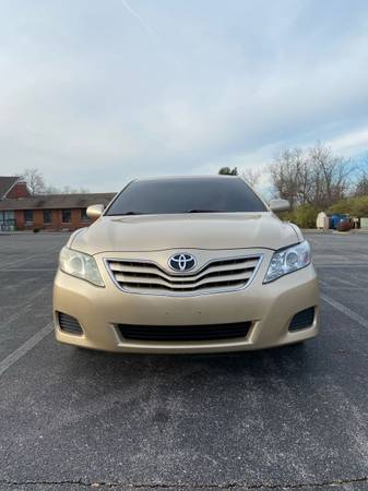2011 Toyota Camry - cars & trucks - by owner - vehicle automotive sale for sale in Lexington, KY – photo 2