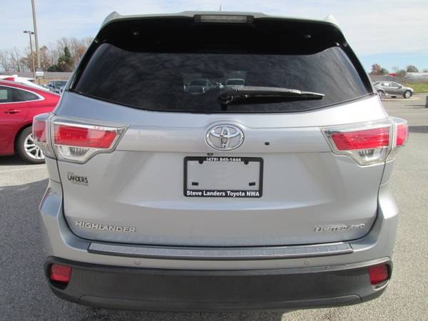2015 Toyota Highlander Limited suv Silver - cars & trucks - by... for sale in ROGERS, AR – photo 22