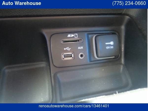 2014 Jeep Cherokee FWD 4dr Latitude - cars & trucks - by dealer -... for sale in Reno, NV – photo 18