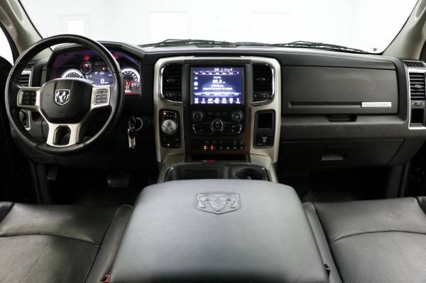 HEATED COOLED LEATHER! SUNROOF! 2017 Ram 1500 LARAMIE 4WD Crew Cab for sale in Clinton, AR – photo 6