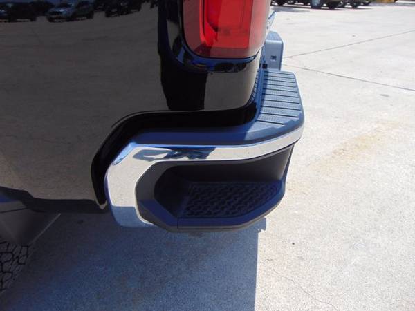 2020 Chevy Silverado 2500HD Ltz 4x4 ( Mileage: 18, 998! - cars & for sale in Devine, TX – photo 18