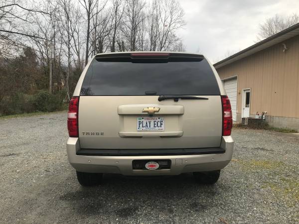 2007 Chevy Tahoe LTZ 4WD - cars & trucks - by owner - vehicle... for sale in Earlysville, VA – photo 4