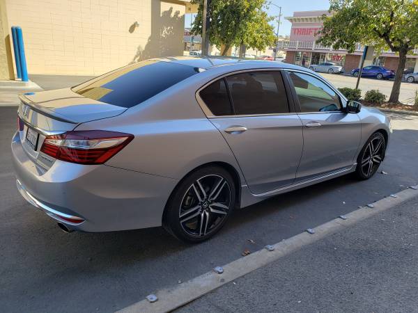 2017 Honda Accord Sport ( very low miles ) for sale in Madera, CA – photo 6