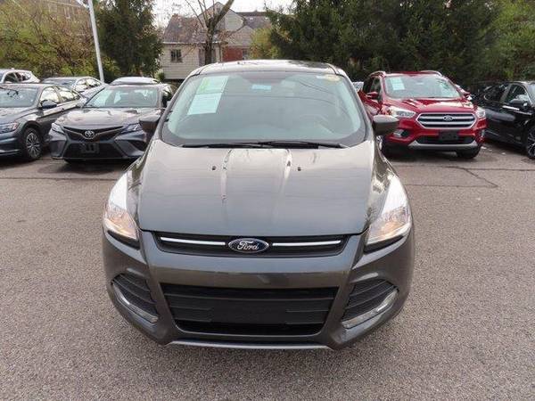 2016 Ford Escape SE - SUV - cars & trucks - by dealer - vehicle... for sale in Cincinnati, OH – photo 2