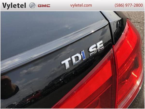2013 Volkswagen Passat sedan 4dr Sdn 2.0L DSG TDI SE - cars & trucks... for sale in Sterling Heights, MI – photo 10