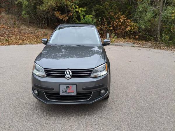 2012 Volkswagen Jetta SEL PZEV - cars & trucks - by dealer - vehicle... for sale in Griswold, CT – photo 2