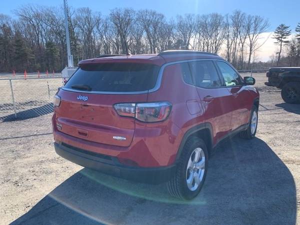 2017 Jeep Compass Latitude suv Red - - by dealer for sale in Mendon, MA – photo 13