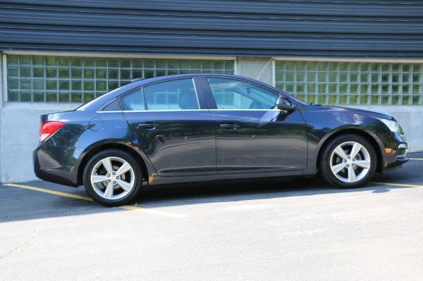 2015 *Chevrolet* *CRUZE* *4dr Sedan Automatic 2LT* B - cars & trucks... for sale in Rochester , NY – photo 8