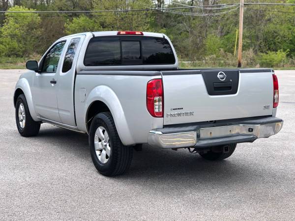 2010 Nissan Frontier - - by dealer - vehicle for sale in Beech Grove, IN – photo 4