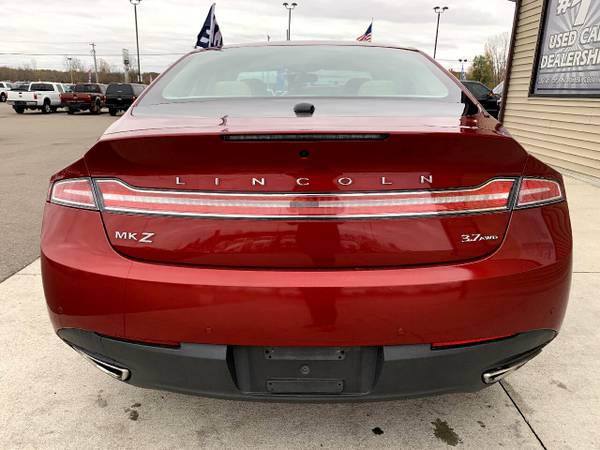 2013 Lincoln MKZ 4dr Sdn AWD - cars & trucks - by dealer - vehicle... for sale in Chesaning, MI – photo 4