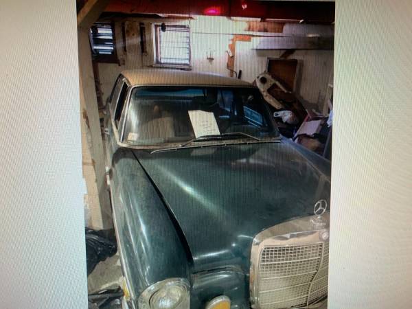 1970 Mercedes Benz 280S - cars & trucks - by owner - vehicle... for sale in Queens Village, NY – photo 3