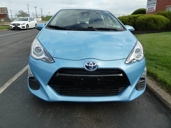 2016 Toyota Prius C 31, 920 miles! - - by dealer for sale in Huntingdon Valley, PA – photo 24