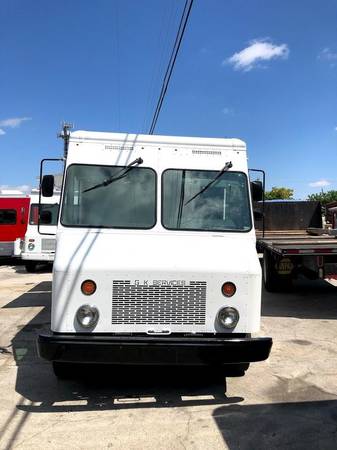2008 Workhorse W42 - Food Truck Financing Available! - cars & trucks... for sale in Miami, NC – photo 4