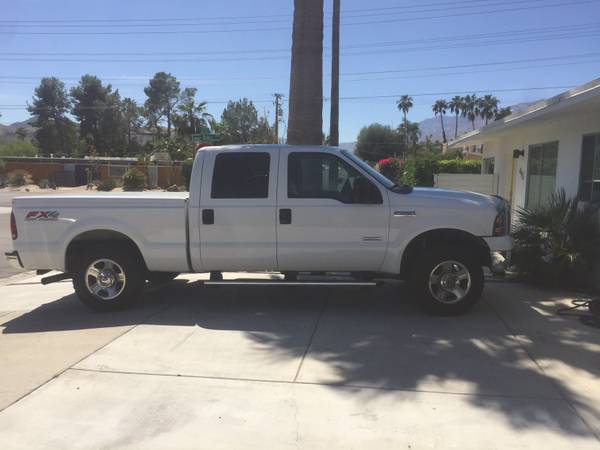 2005 Ford F250 Super Duty 6.0 Liter Diesel - LOADED for sale in Marina Del Rey, CA – photo 2