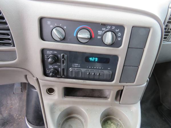 2005 Chevrolet Astro CARGO RWD 4 3 AUTO - - by dealer for sale in Cynthiana, KY – photo 12