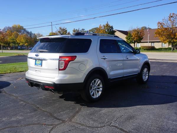 2014 Ford Explorer XLT with - cars & trucks - by dealer - vehicle... for sale in Holland , MI – photo 4