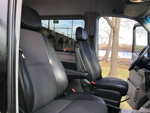 2014 Mercedes-Benz Sprinter 2500 Passenger - Financing Available! -... for sale in Morrisville, PA – photo 18