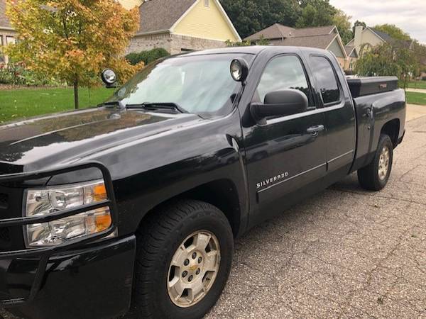 2010 Chevy Silverado - cars & trucks - by owner - vehicle automotive... for sale in Holt, MI – photo 3