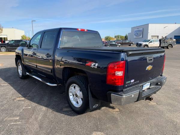 2011 Chevrolet Silverado 1500 4WD Crew Cab 143.5 LT - cars & trucks... for sale in Grand Forks, ND – photo 5