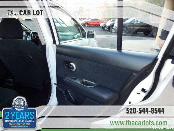 2012 Nissan Versa 1.8 S Automatic / EXTRA EXTRA CLEAN / ABS (4-Wh for sale in Tucson, AZ – photo 19
