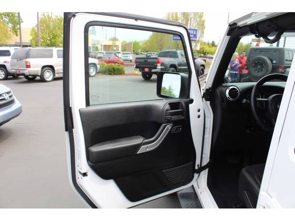 2013 Jeep Wrangler Unlimited 4WD 4dr Sahara - - by for sale in Albany, OR – photo 6