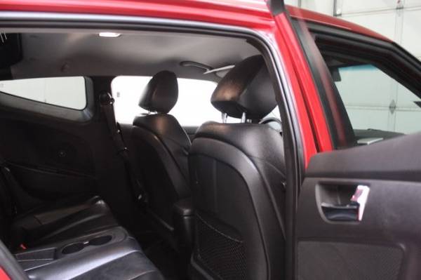 2015 Hyundai Veloster RE:FLEX coupe Boston Red Metallic for sale in Nampa, ID – photo 16