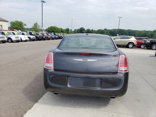 2013 Chrysler 300 4dr Sdn 300S RWD for sale in Chesaning, MI – photo 12