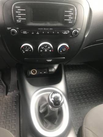 2014 Kia Soul 32k original miles . 5 speed manual transmission for sale in PENFIELD, NY – photo 6