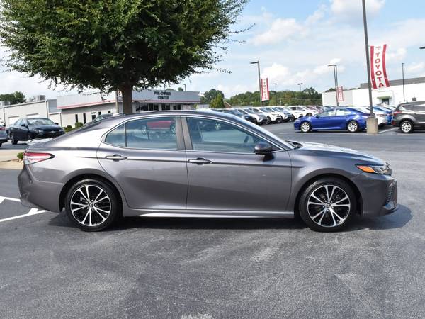 2019 Toyota Camry SE - cars & trucks - by dealer - vehicle... for sale in Spartanburg, SC – photo 2