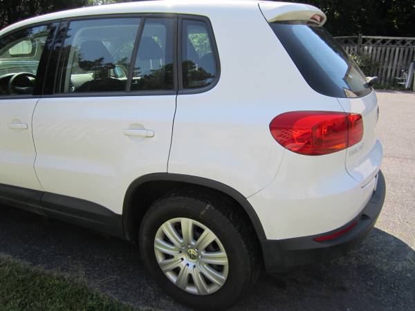2012 VW Tiguan with manual transmission - cars & trucks - by owner -... for sale in Derwood, District Of Columbia – photo 12