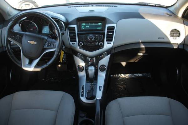 2011 Chevrolet Cruze - cars & trucks - by dealer - vehicle... for sale in Waterloo, IA – photo 14