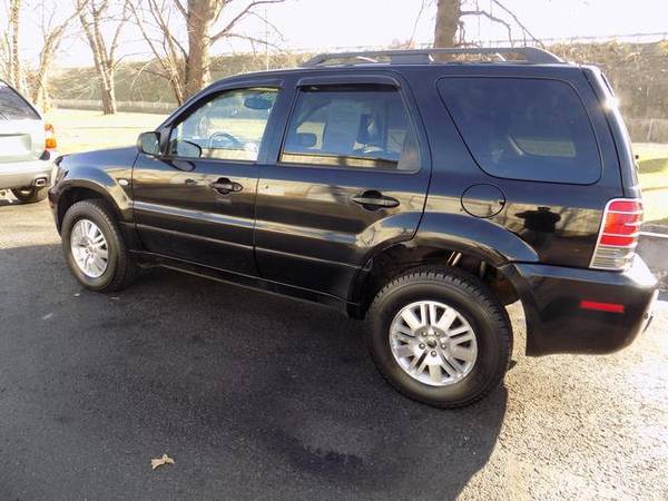 2005 Mercury Mariner 4dr 103 WB Luxury - cars & trucks - by dealer -... for sale in Norton, OH – photo 7