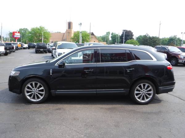 2010 LINCOLN MKT**SUPER CLEAN**MUST SEE**LIKE NEW**FINANCING AVAILABLE for sale in Detroit, MI – photo 12