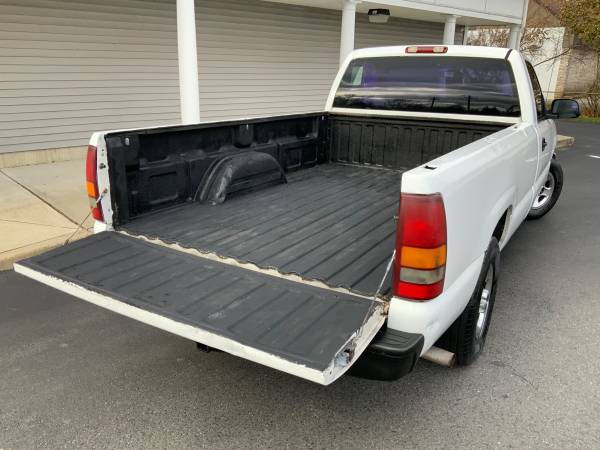 2002 GMC Sierra SL 2wd 8’bed Pickup Southern Truck! $4,990 - cars &... for sale in Halifax, MA – photo 22