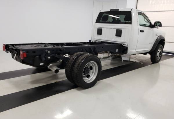 2019 RAM 5500 Tradesman - Cab Chassis - 4WD 6 7L I6 Cummins (648144) for sale in Dassel, MN – photo 3