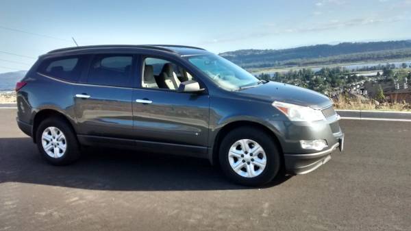2010 Chevy Traverse AWD LS for sale in Vancouver, OR – photo 5