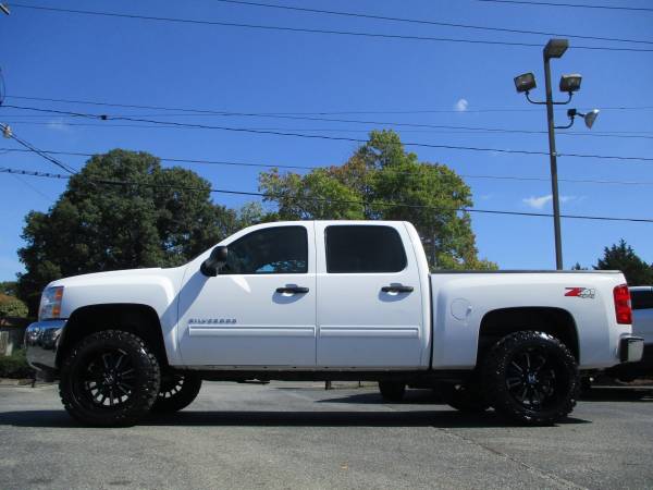 LIFTED 2013 CHEVY SILVERADO 1500 4X4 20" HOSTILES *NEW 33X12.50 MT'S!* for sale in KERNERSVILLE, NC – photo 6