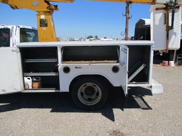 GMC Sierra 3500 HD Bucket Truck - - by dealer for sale in Austin, TX – photo 12