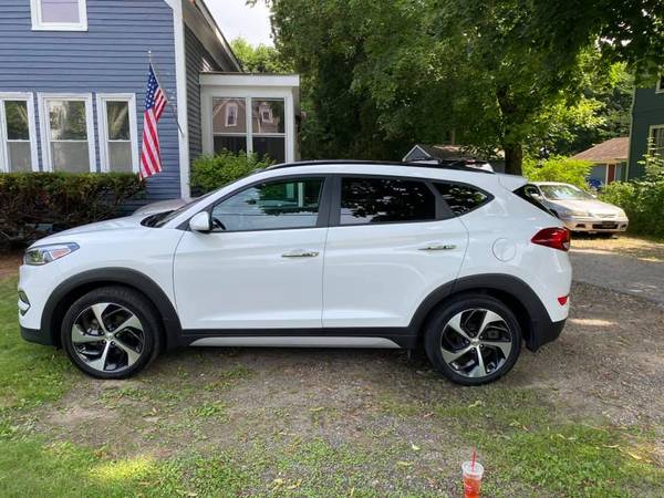 2018 Hyundai Tuscon Limited AWD - cars & trucks - by owner - vehicle... for sale in New Gloucester, ME – photo 5