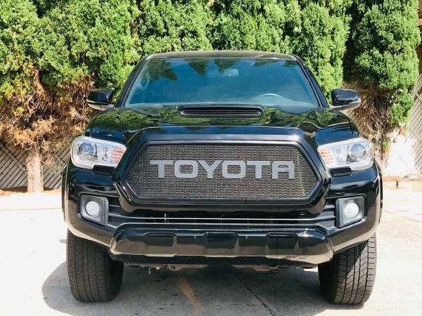 AUTO DEALS 2017 Toyota Tacoma Double Cab TRD Sport Pickup 4D for sale in Honolulu, HI – photo 2
